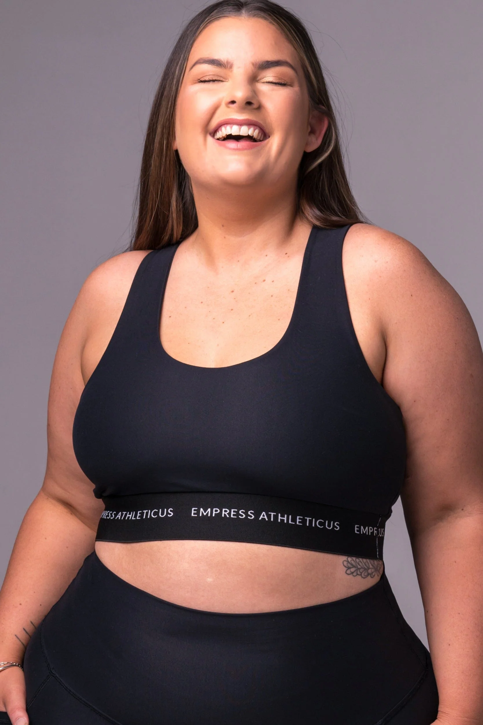 Black Dynamic Full Coverage Crop - Image 3