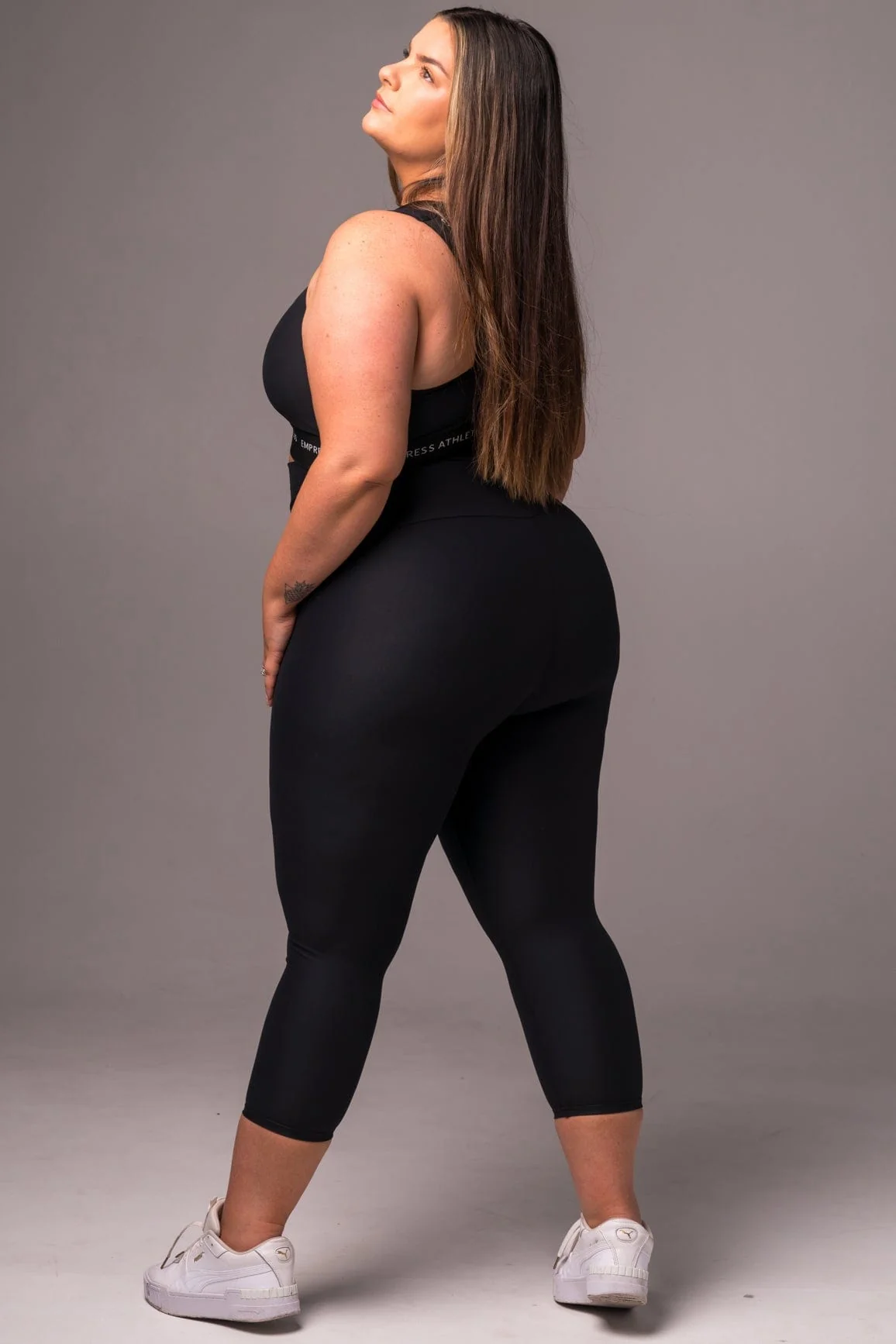 Black Dynamic Extra High Waisted Capri Leggings - Image 5