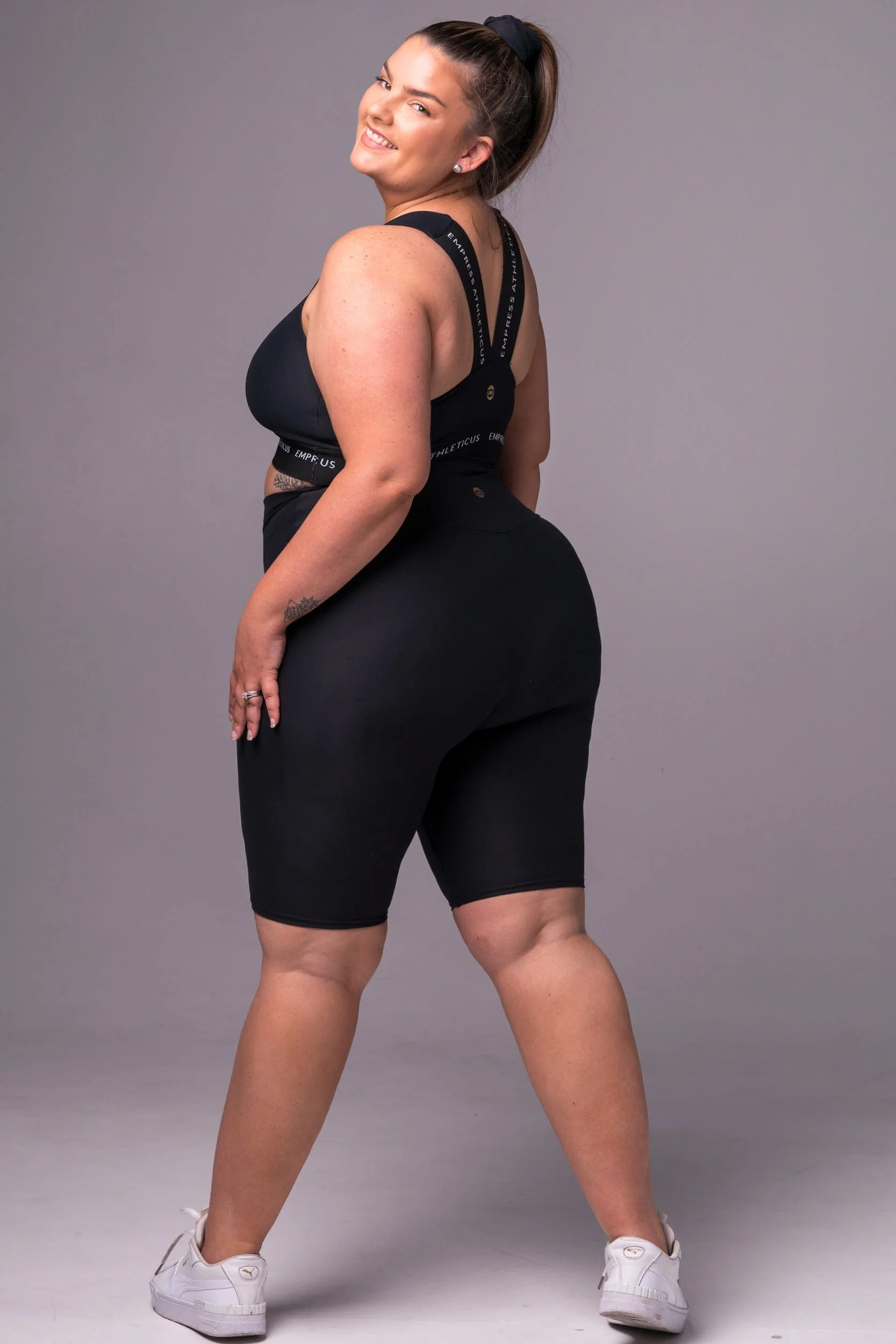Black Dynamic High Waisted Bike Shorts - Image 6