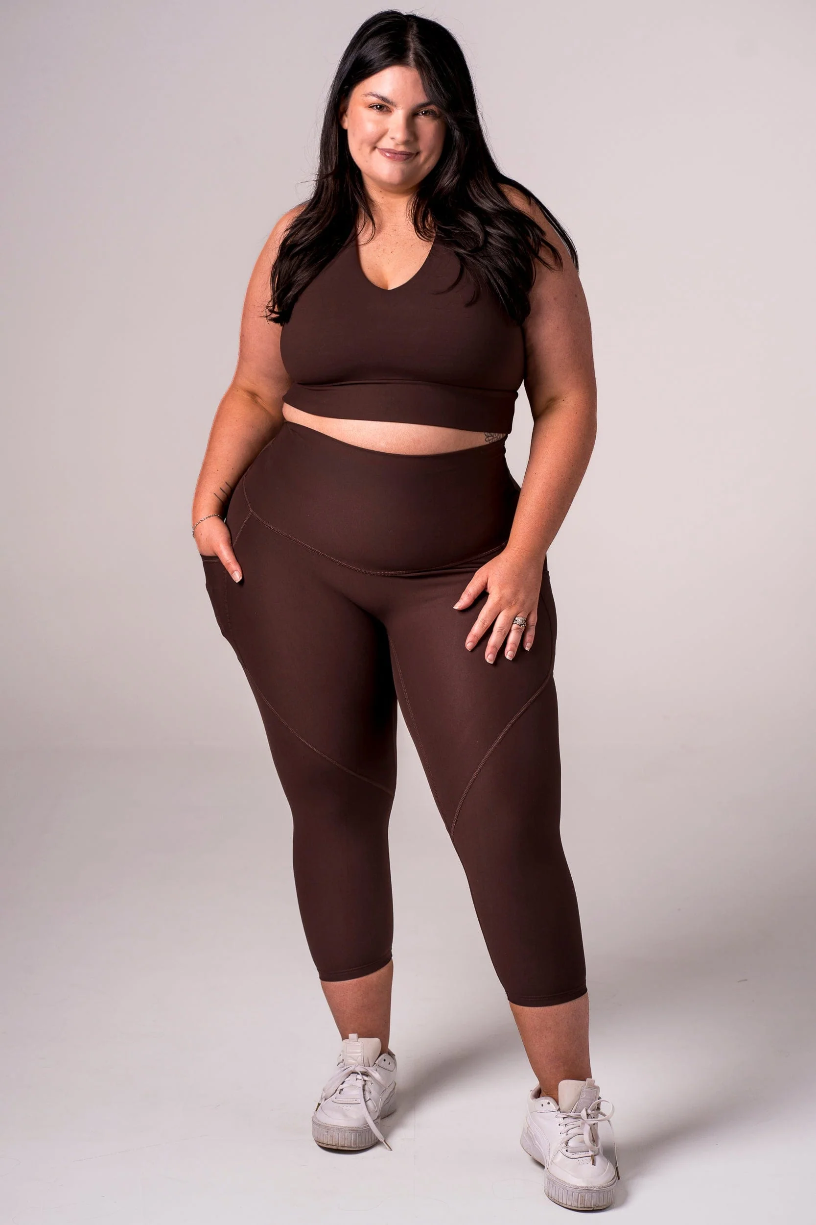 Espresso Dynamic High Waisted Pocket Shaper Capri Leggings - Image 3