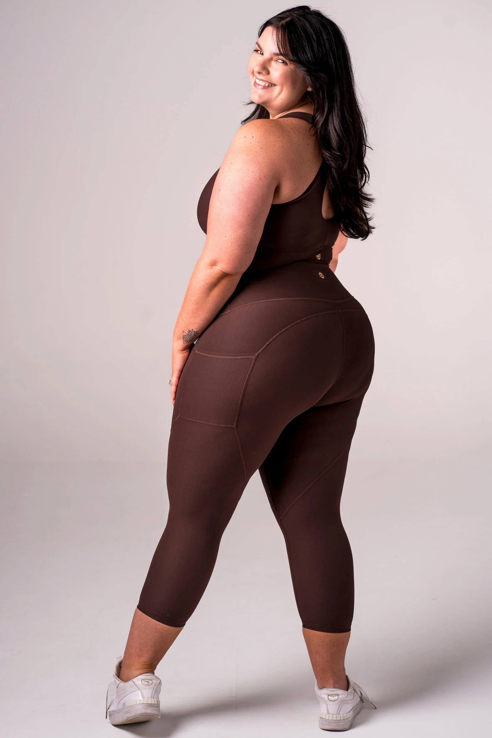 Espresso Dynamic High Waisted Pocket Shaper Capri Leggings - Image 5