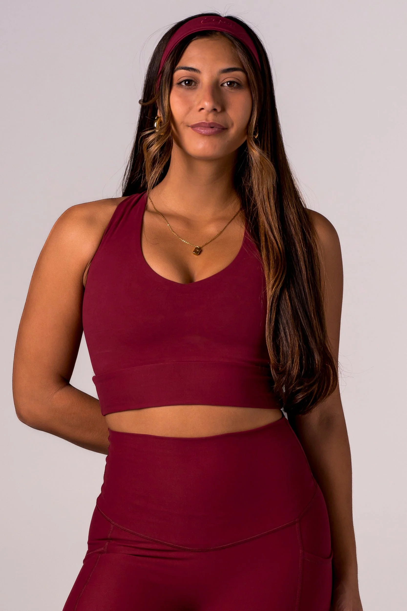 Scarlet Dynamic Sports Crop - Image 4