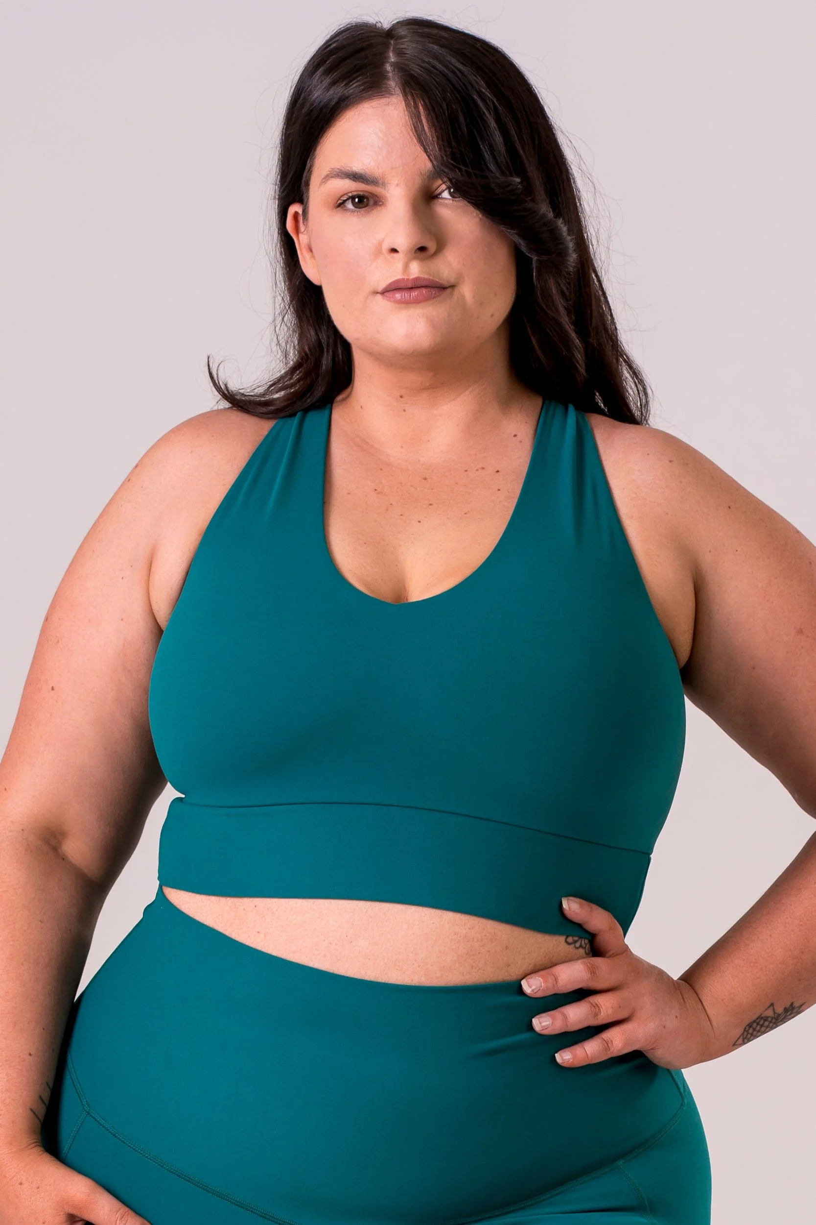 Teal Dynamic Sports Crop - Image 7